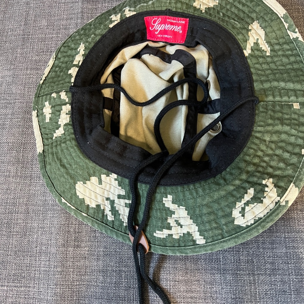 Supreme Camo Bucket Hat - M/L - Picture 4 of 4
